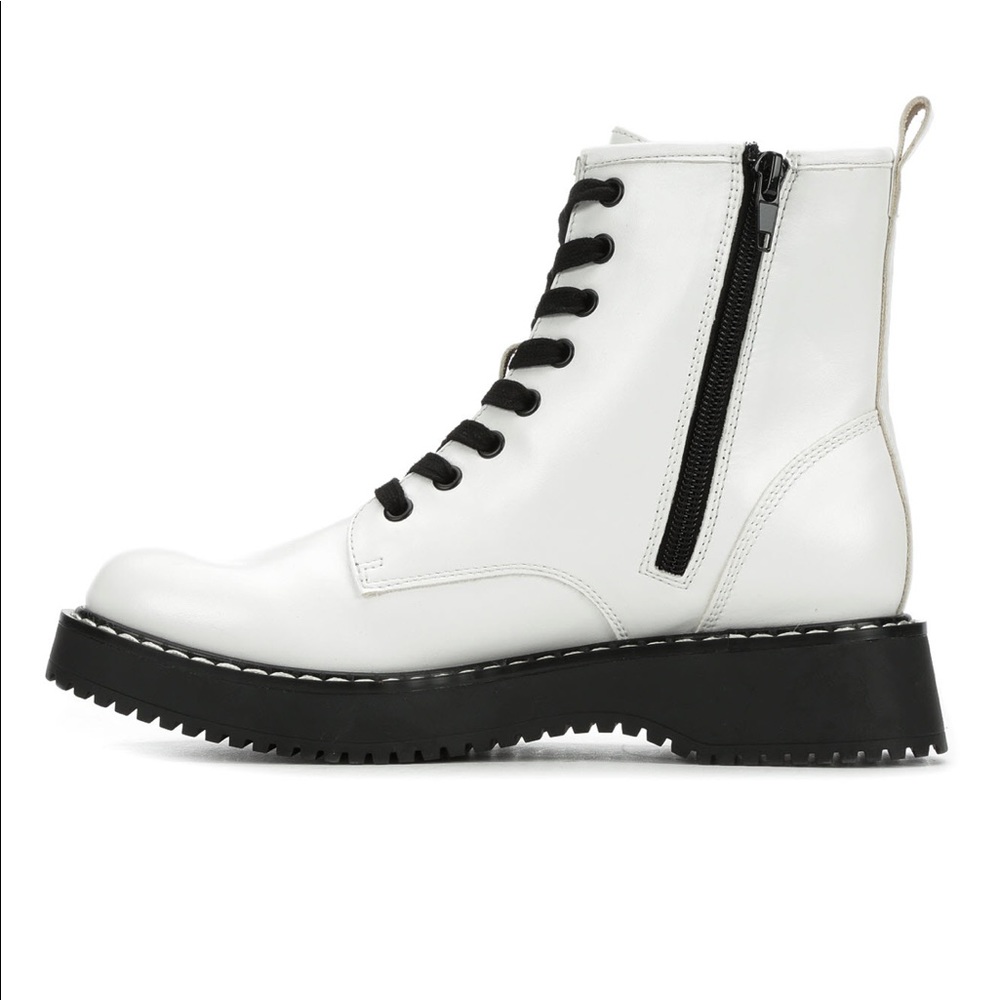 NWT Madden Girl combat boots